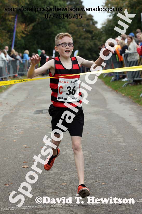 Boys under-13s ERRA Road Relays, Sutton Coldifield, Birmingham. Photo: David T. Hewitson/Sports for All Pics
